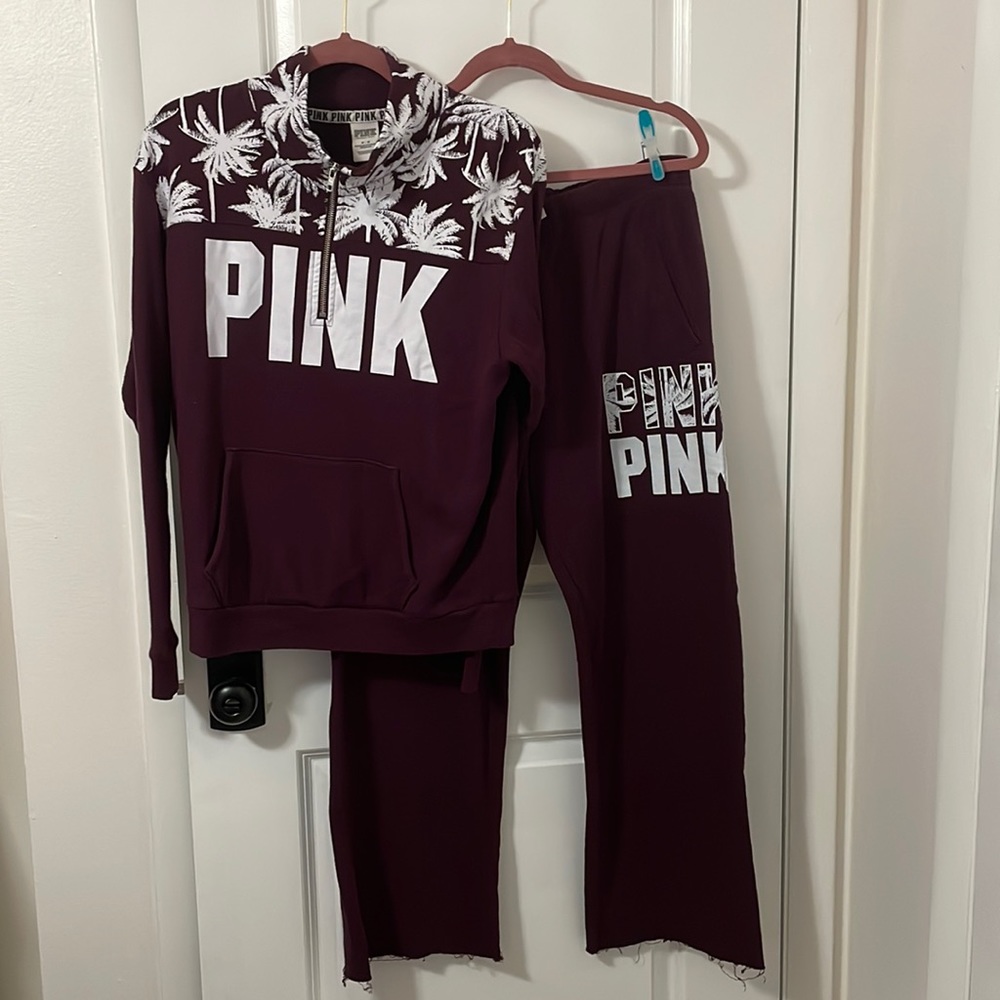 Victoria Secret “ Pink”burgundy sweatsuit. Size: M